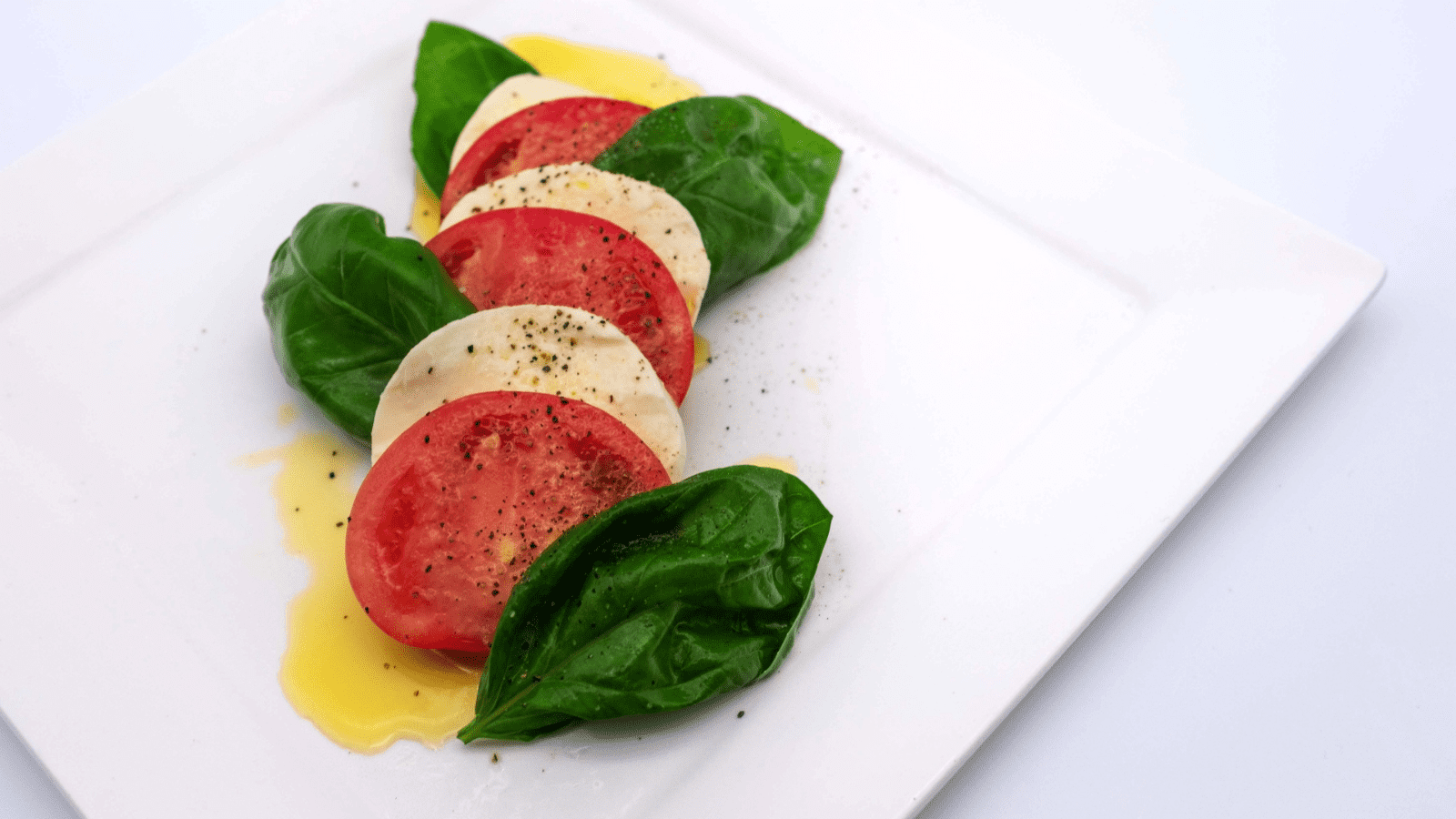 トマトのカプレーゼ