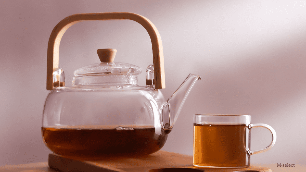 季節の片付け：冷たい麦茶からあたたかいお茶に切り替える