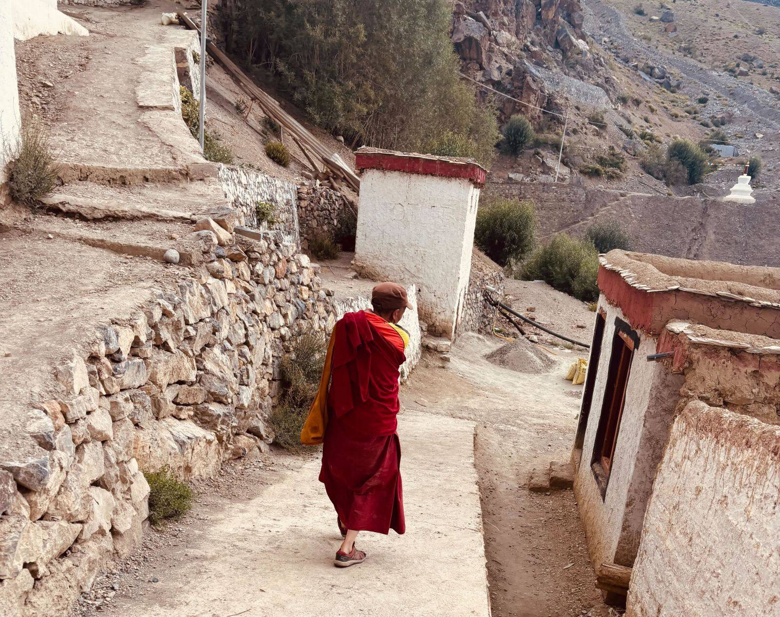 Photo by Yuri Ishikami