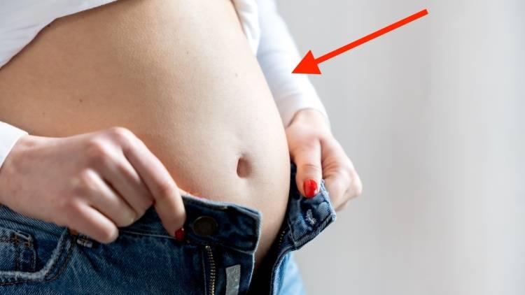 "腹筋トレーニングなし"でぽっこりお腹を凹ませる！壁を使った簡単腸腰筋ストレッチ