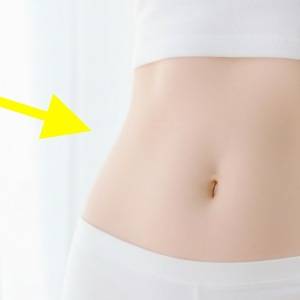 たるんだ脇腹に効く！〈座りながら1分〉40代からの脇腹引き締めストレッチ