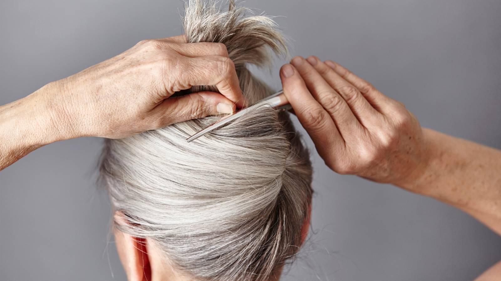  60代、ルッキズムからの解放を感じる。私に"そうさせたもの"とは何なのか｜連載 #60代のリアル 