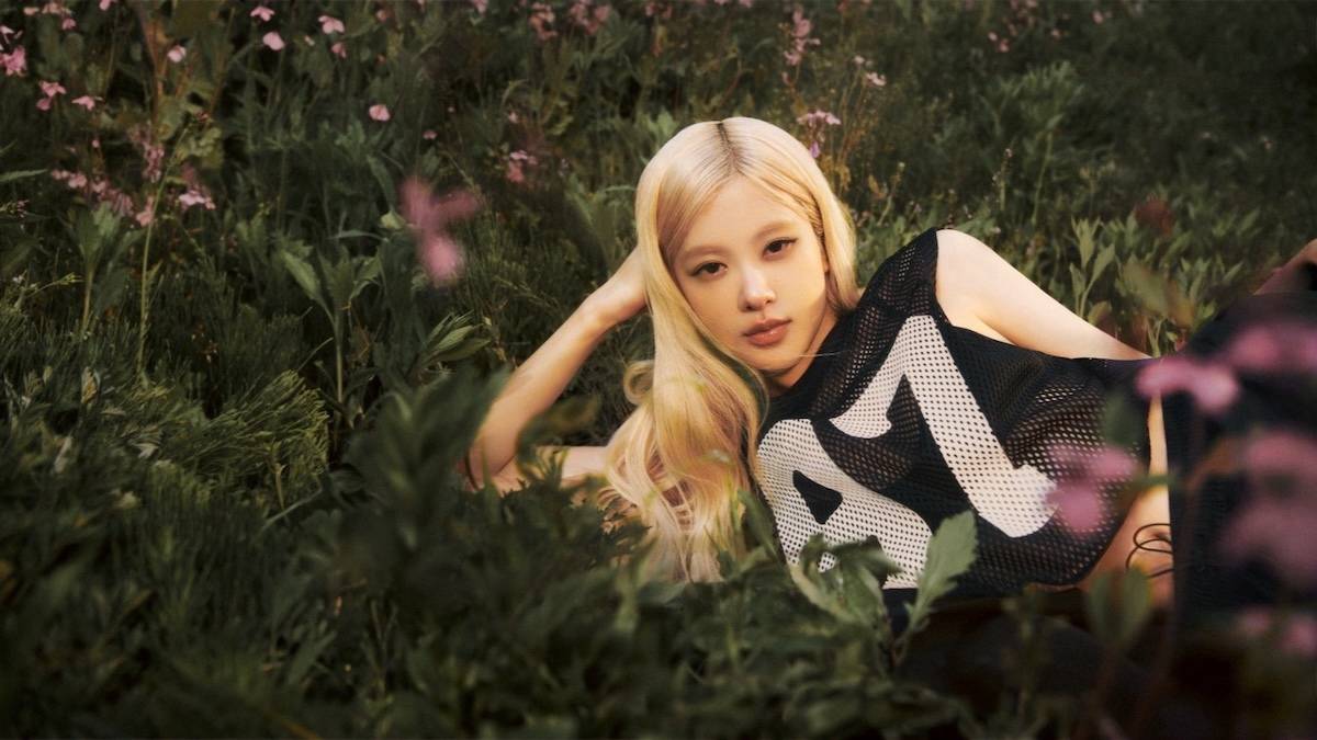 BLACKPINK ロゼ スウェット 上下セット BLACKPINK ロゼ スウェット 上下セット BLACKPINK グッズ ROSE