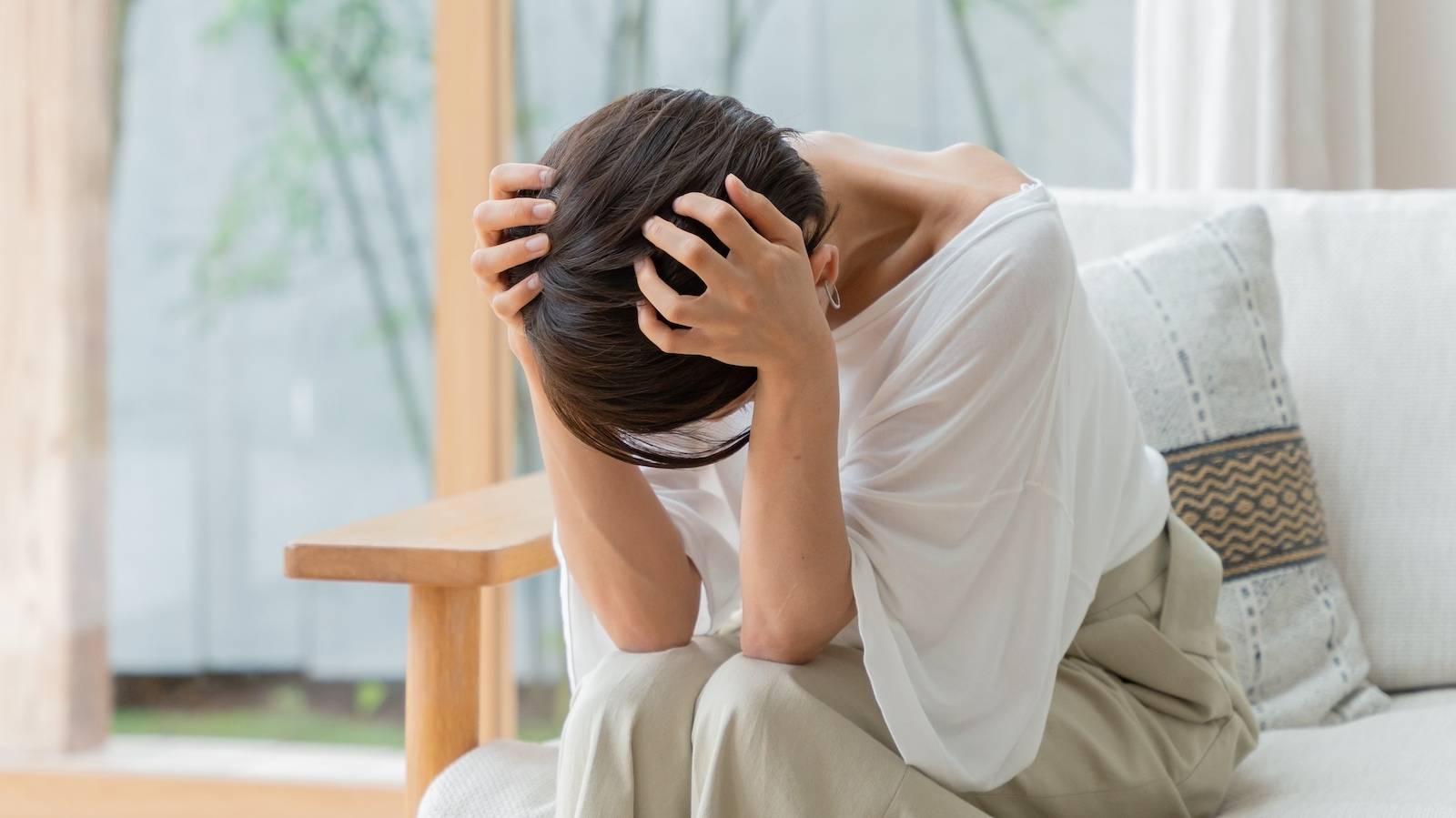 怠けや甘えではない。更年期で仕事が辛いと感じる女性たちに知ってほしい処方箋とは