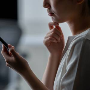 「独身」と嘘をつかれた！独身偽装されたときの対処法と慰謝料請求【弁護士が解説】