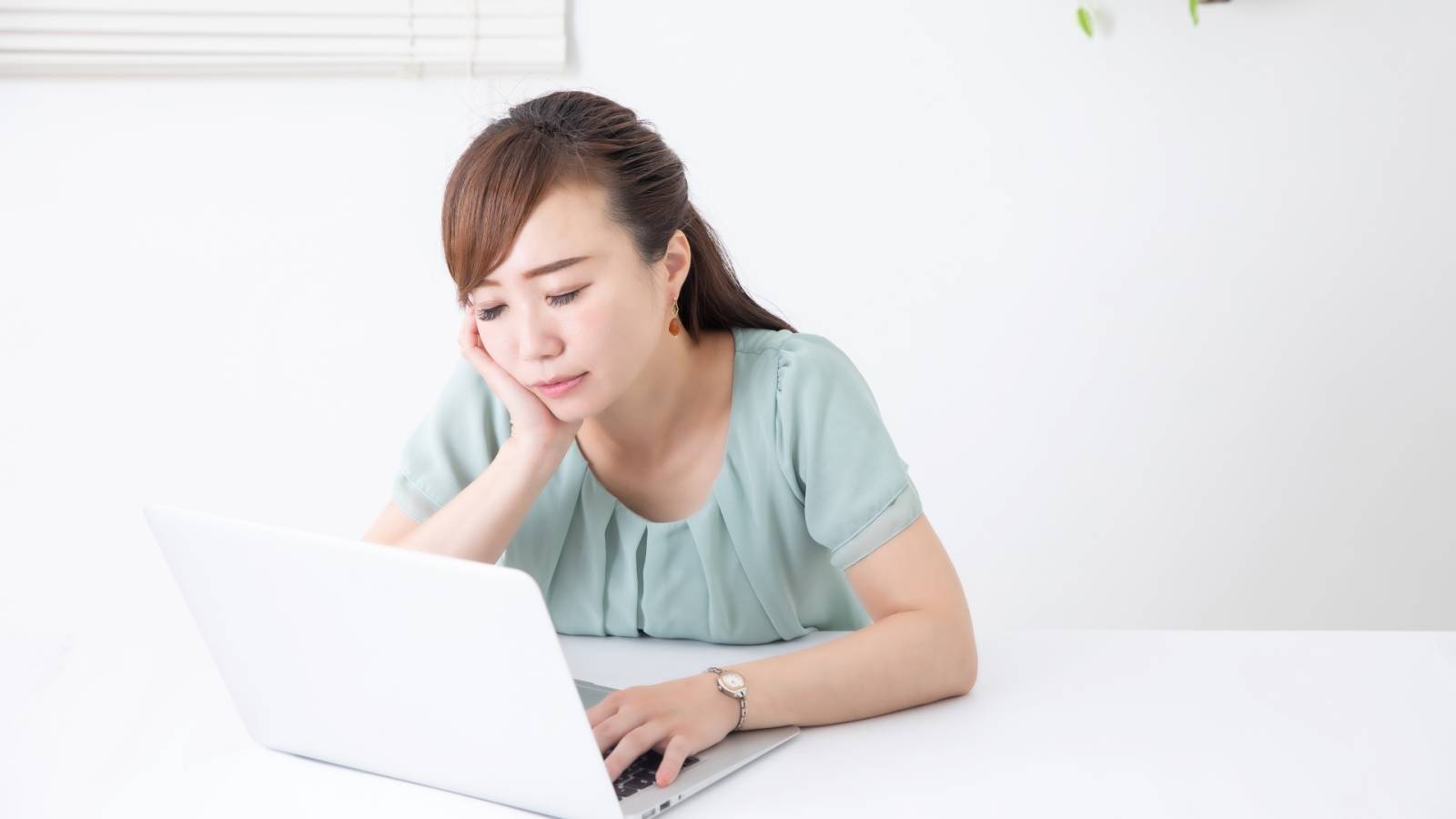 「食後は眠くて動けない…」→少しの工夫で変わる！血糖値スパイクを起こさない食べ方のコツ