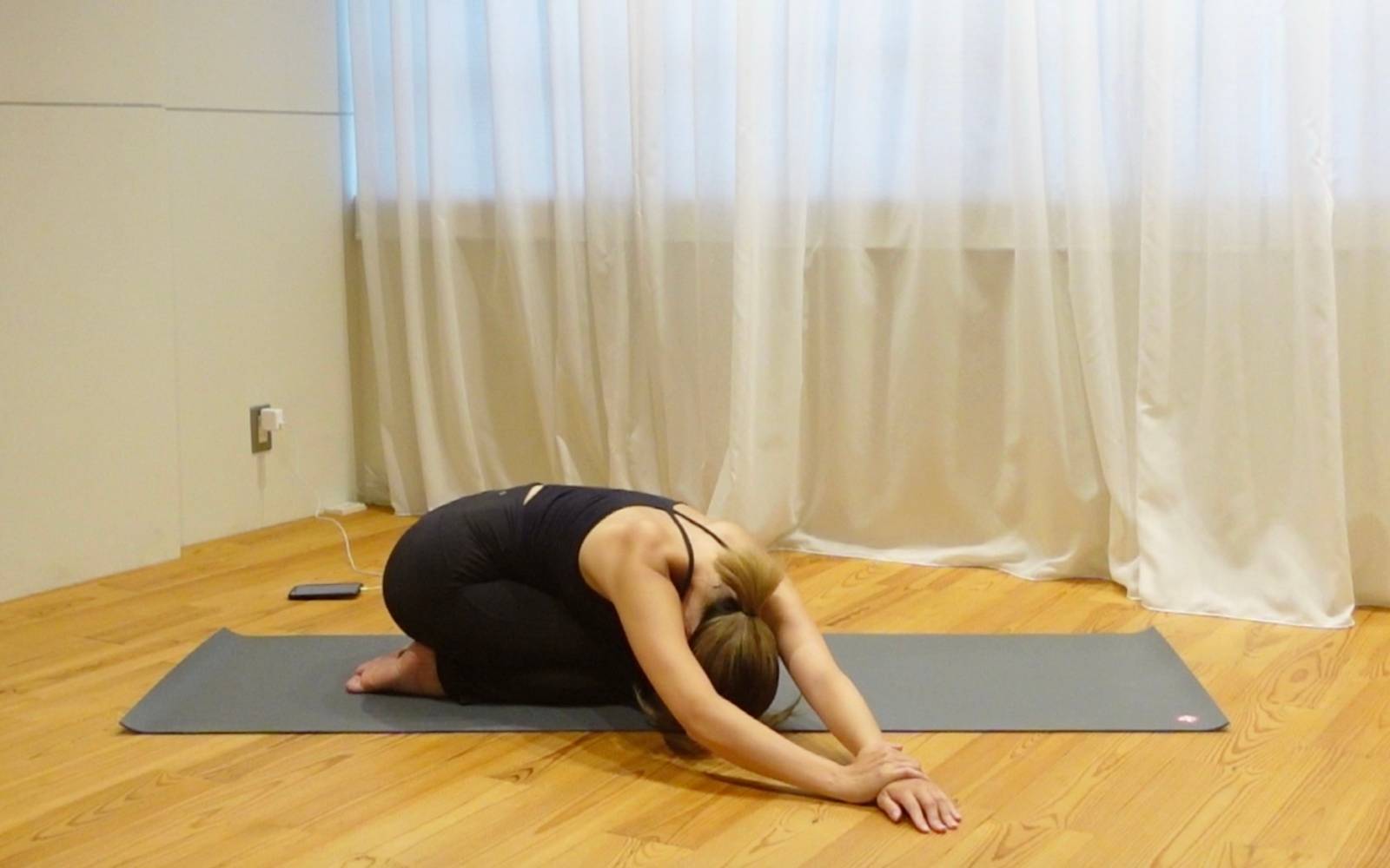 広背筋ストレッチ