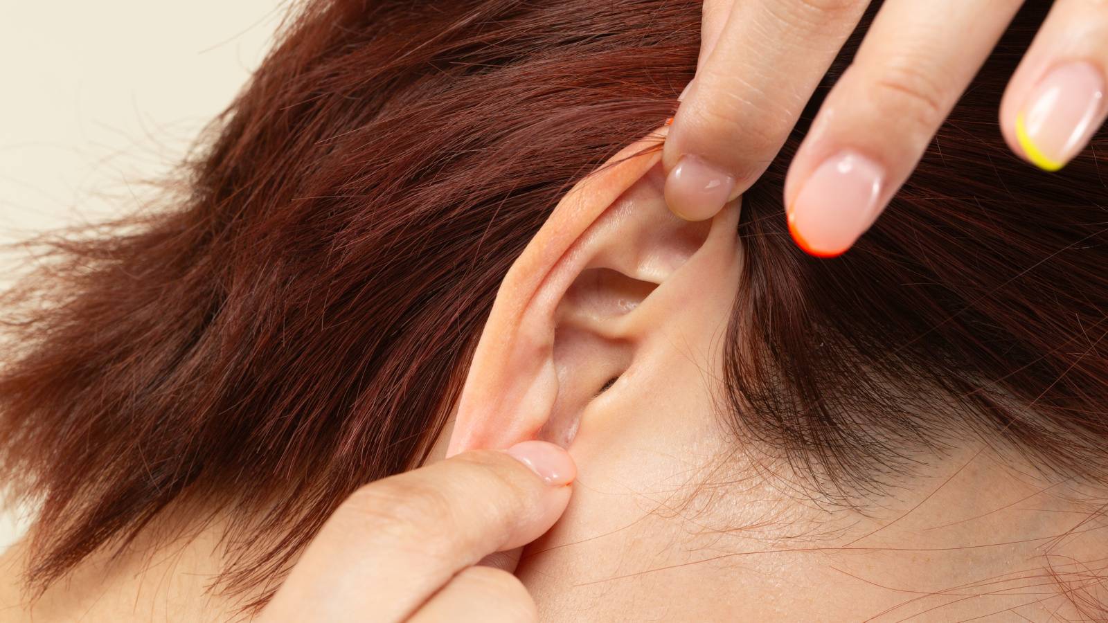 【もしかして更年期症状？と思ったら】更年期世代の体調の波を整える「耳＆首ほぐし」