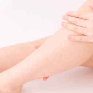 ふくらはぎが冷たい…それ、疲れのサインかも！ 足の冷えチェック＆めぐりを整える簡単ストレッチ方法