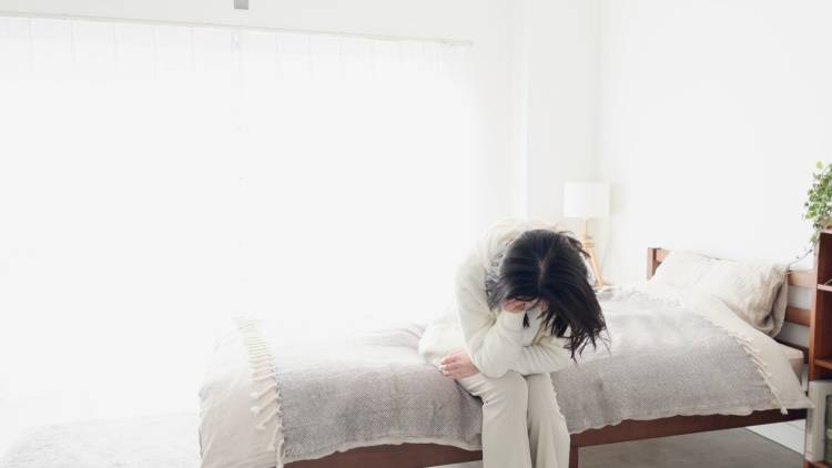 朝のめまいは“血圧サイン”？放置すると怖い循環器系トラブル。立ちくらみと高血圧・低血圧の見極め方