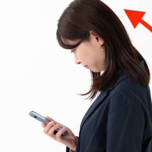 長時間のスマホでバキバキの背中をリセット！肩甲骨を開いてほぐすリセットストレッチ