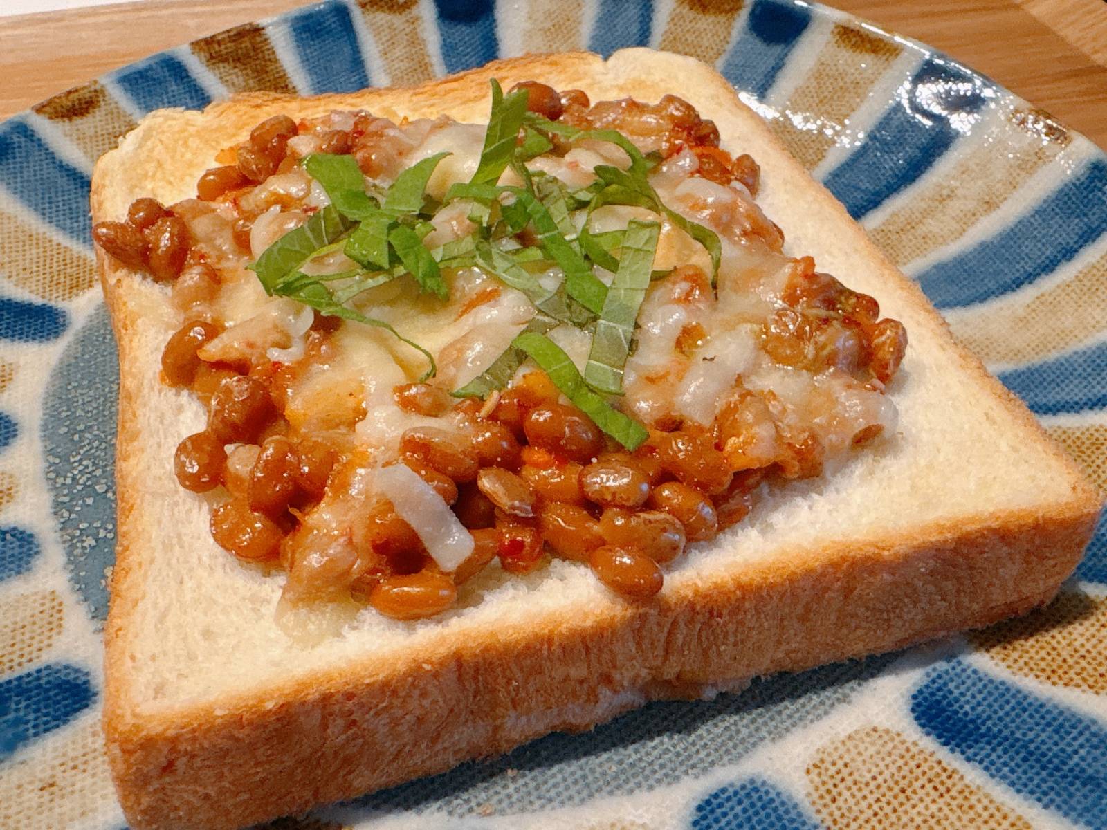 納豆キムチトースト