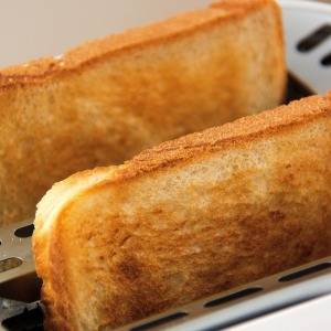 朝、代謝スイッチが入る「痩せトースト」の具とは?【管理栄養士が解説】