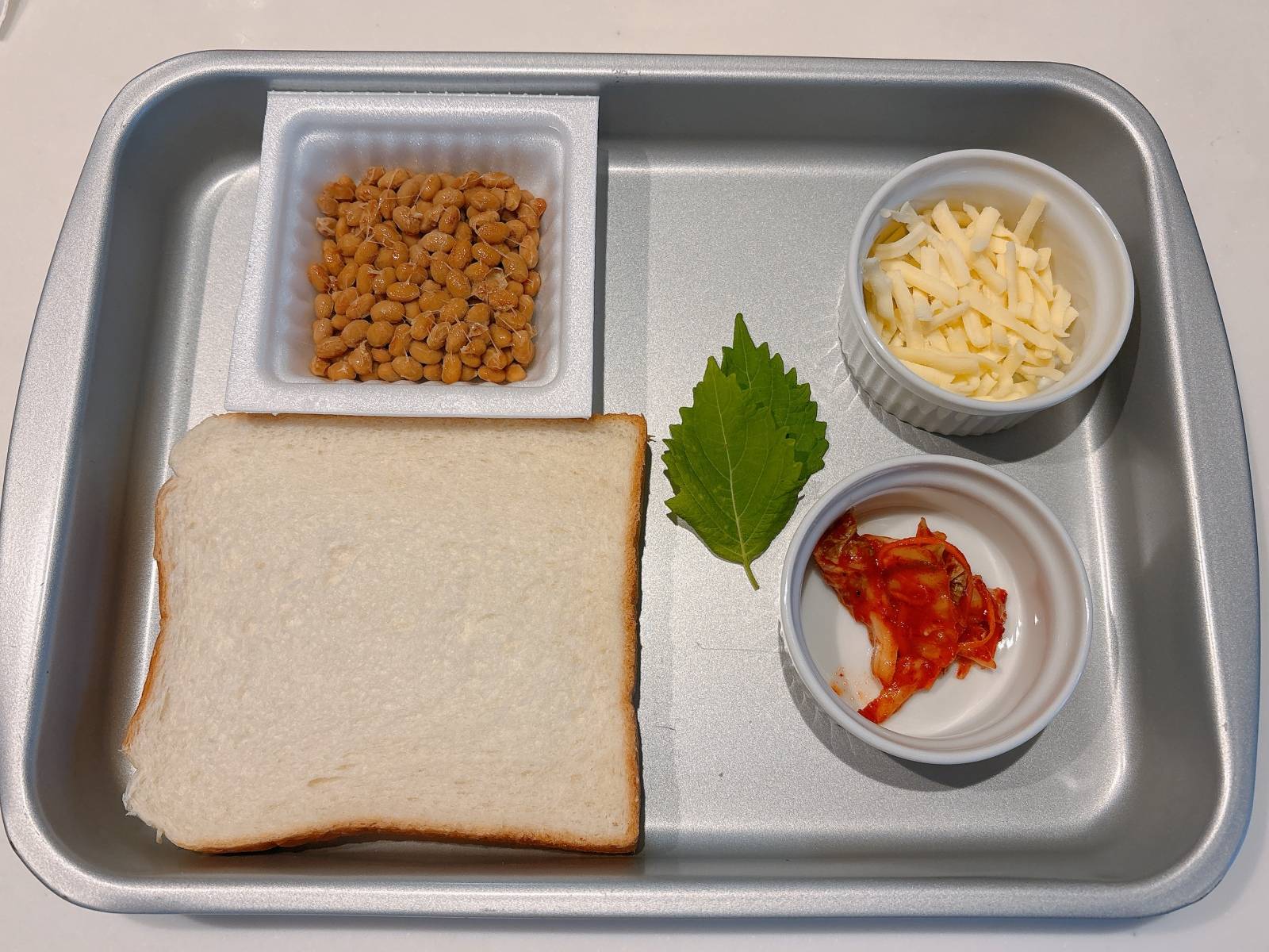 納豆トースト材料