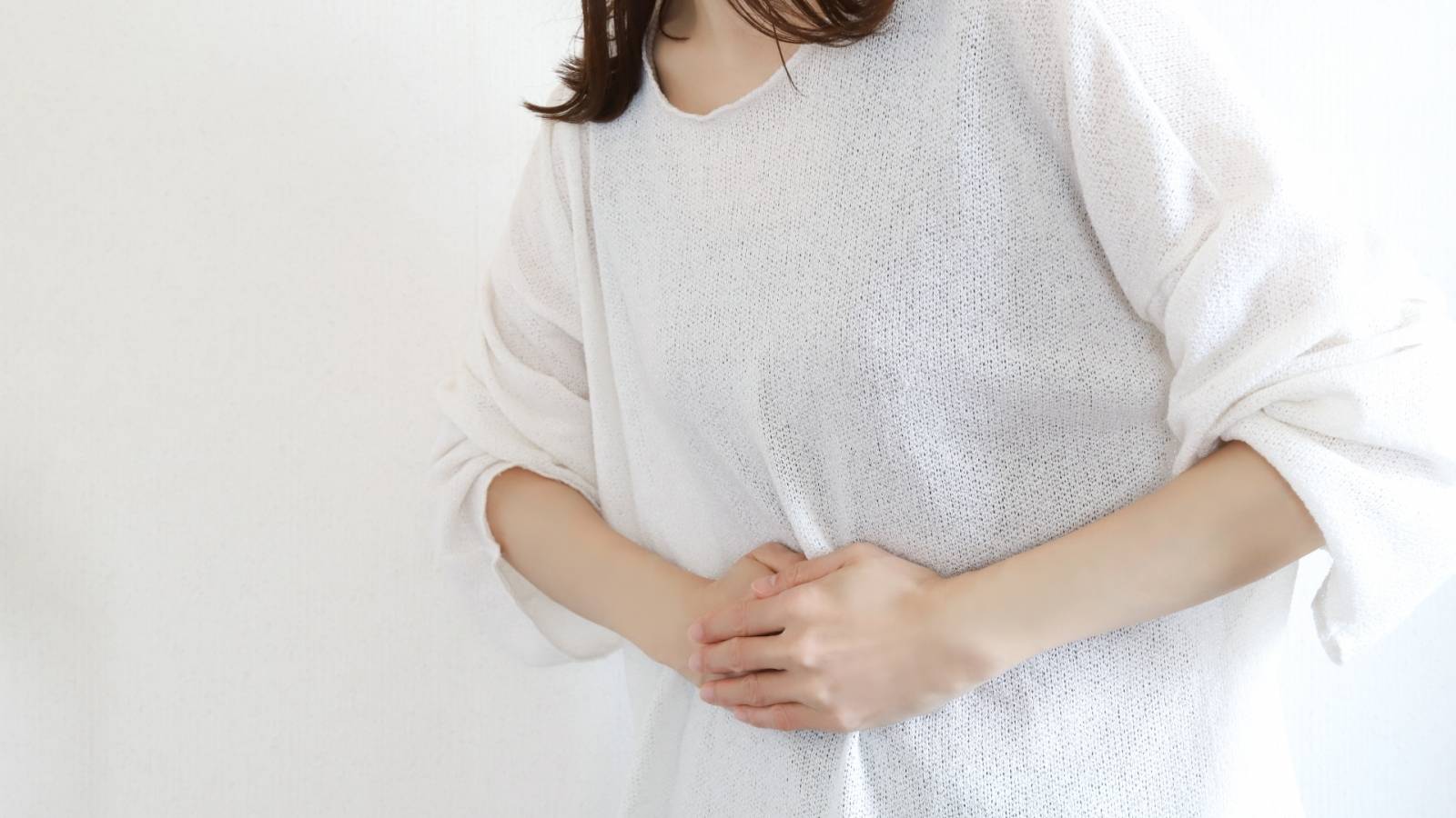 〈意外〉秋は要注意！「便秘気味かも？」と思ったら試したい！腸を動かす簡単ヨガポーズ2選