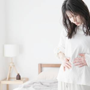 ズボラさんでも大丈夫！【ストレッチ以上運動未満】40代以降の代謝ダウンを防ぐ「寝たままエクサ」