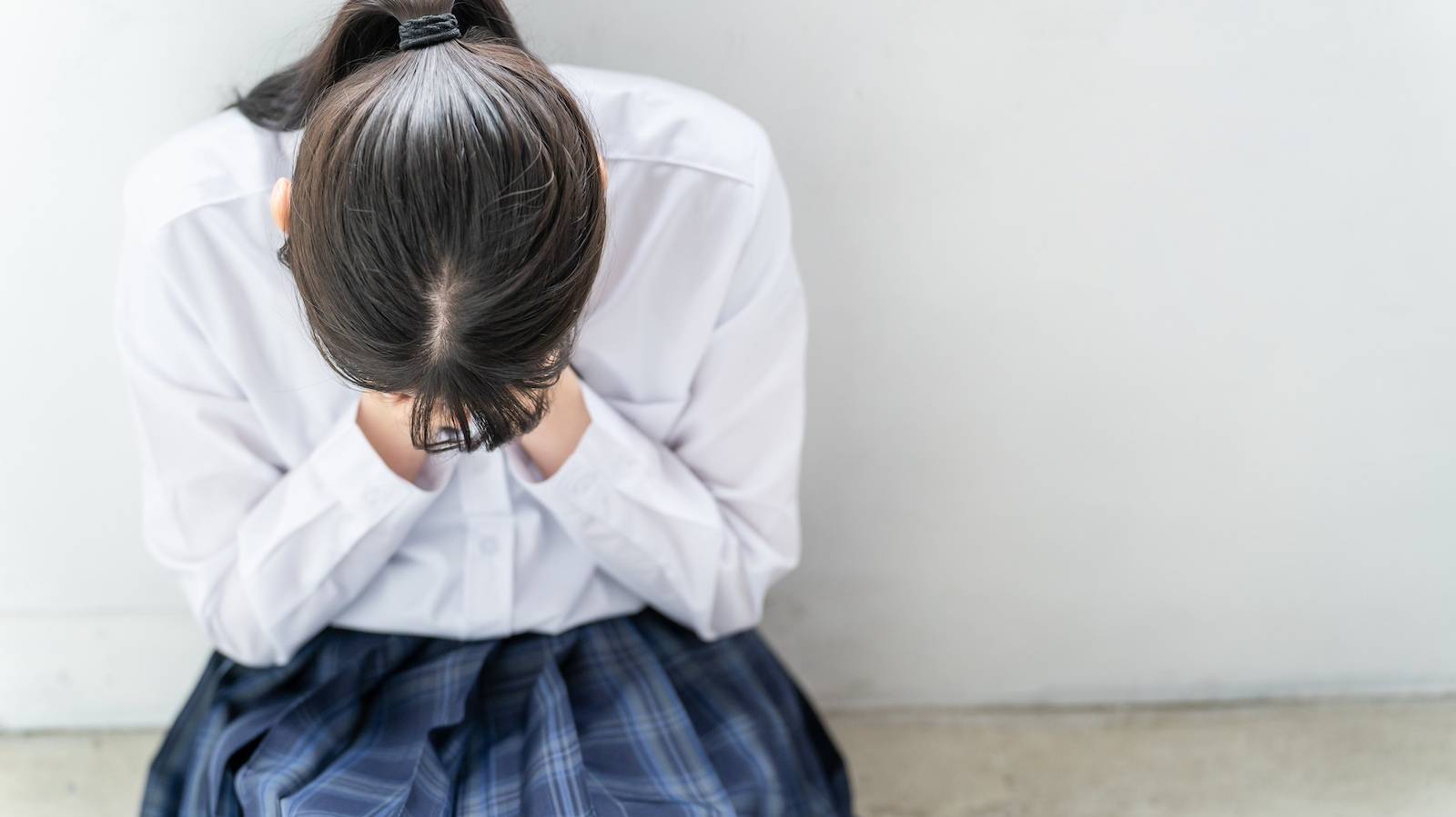 女の子を育てる上での不安。「SNSの脅威・性被害」からどう守る？