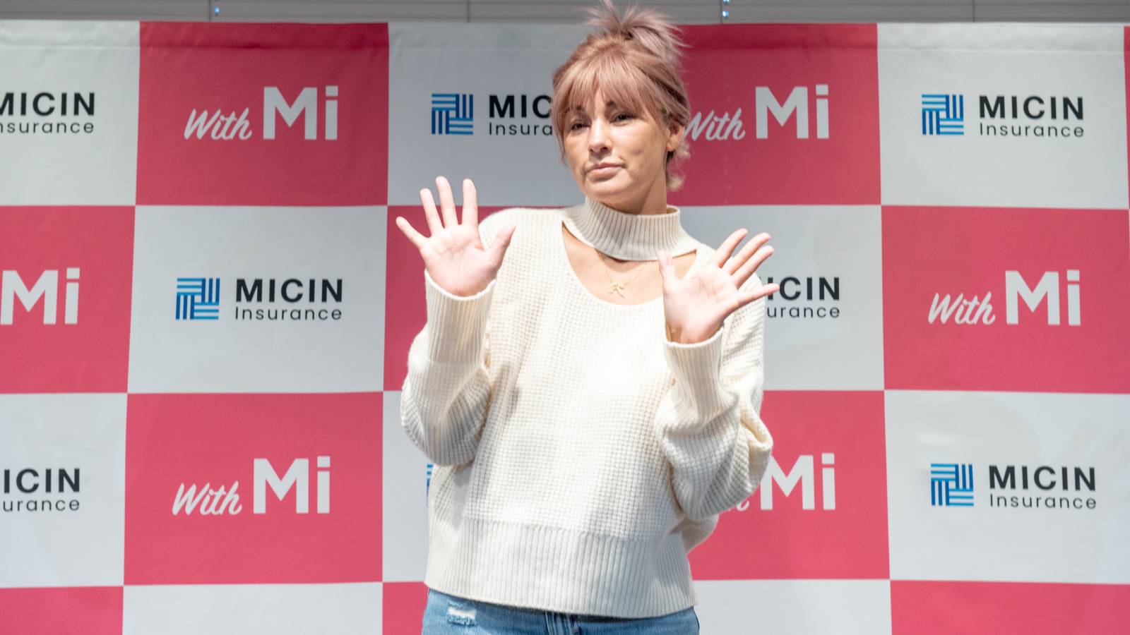 乳がん治療中の梅宮アンナ、闘病生活・結婚・再発不安を赤裸々告白『死より髪を失うほうが怖かった』