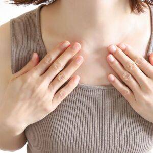 片腕10回まわすだけ！【パソコンのしすぎでこり固まった胸をやさしくほぐす】胸ほぐし