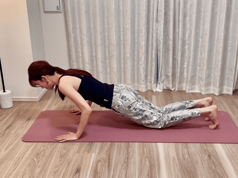 ③プッシュアップ2