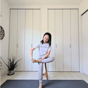 40代から始める足指ほぐし｜血流を促して冷え・むくみを改善！軽やかな足元になれるほぐし習慣