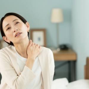 秋のなんとなく不調対策：心と体のダルさに…自律神経の幹線道路・背骨まわりをほぐす癒しのストレッチ