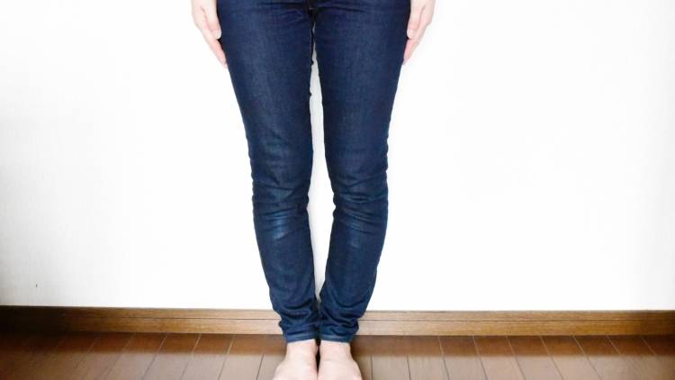 O脚だと脚が太く見える？土台から変えるO脚改善エクササイズ