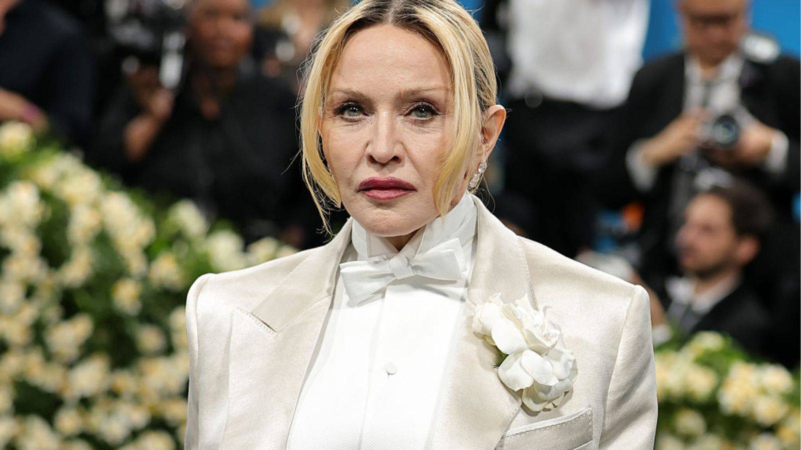 「4日間も意識を失い、死ぬかもしれなかった…」と告白｜マドンナ（67歳）が感染した敗血症とは？