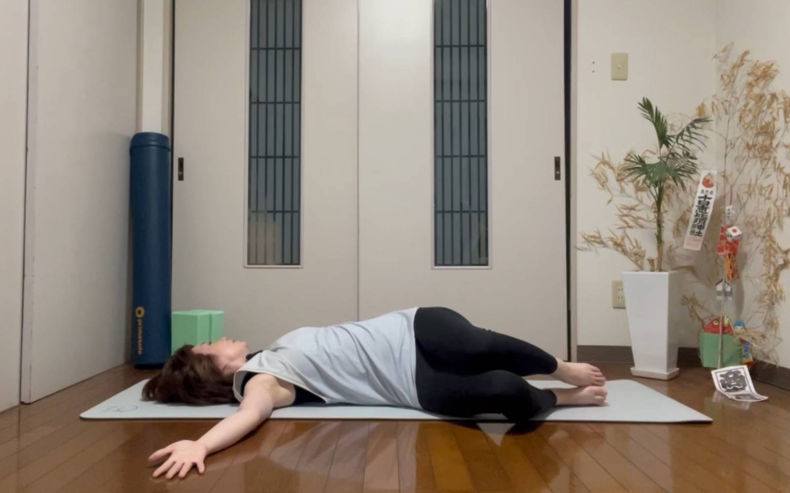 肩甲骨ストレッチ