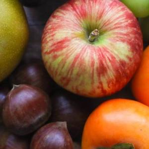 「りんご」「梨」「ぶどう」老化防止に◎なのはどれ？悩み別に選ぶ秋の果物の“食べ分け法”