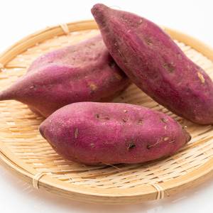 さつまいもの芽やひげ根って食べても大丈夫？毒性はないの？管理栄養士が解説