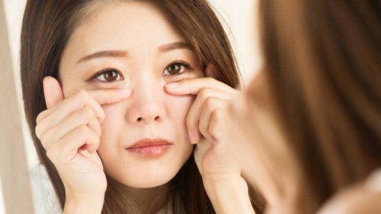 単なる疲れが原因じゃない!血管が老いるサインとは?顔色・手足の冷え・むくみから読み解く|医師解説