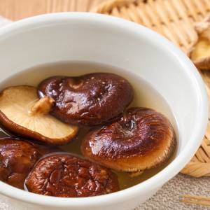 知らなきゃもったいない！干ししいたけの“うま味”を最大限に引き出す戻し方と調理法