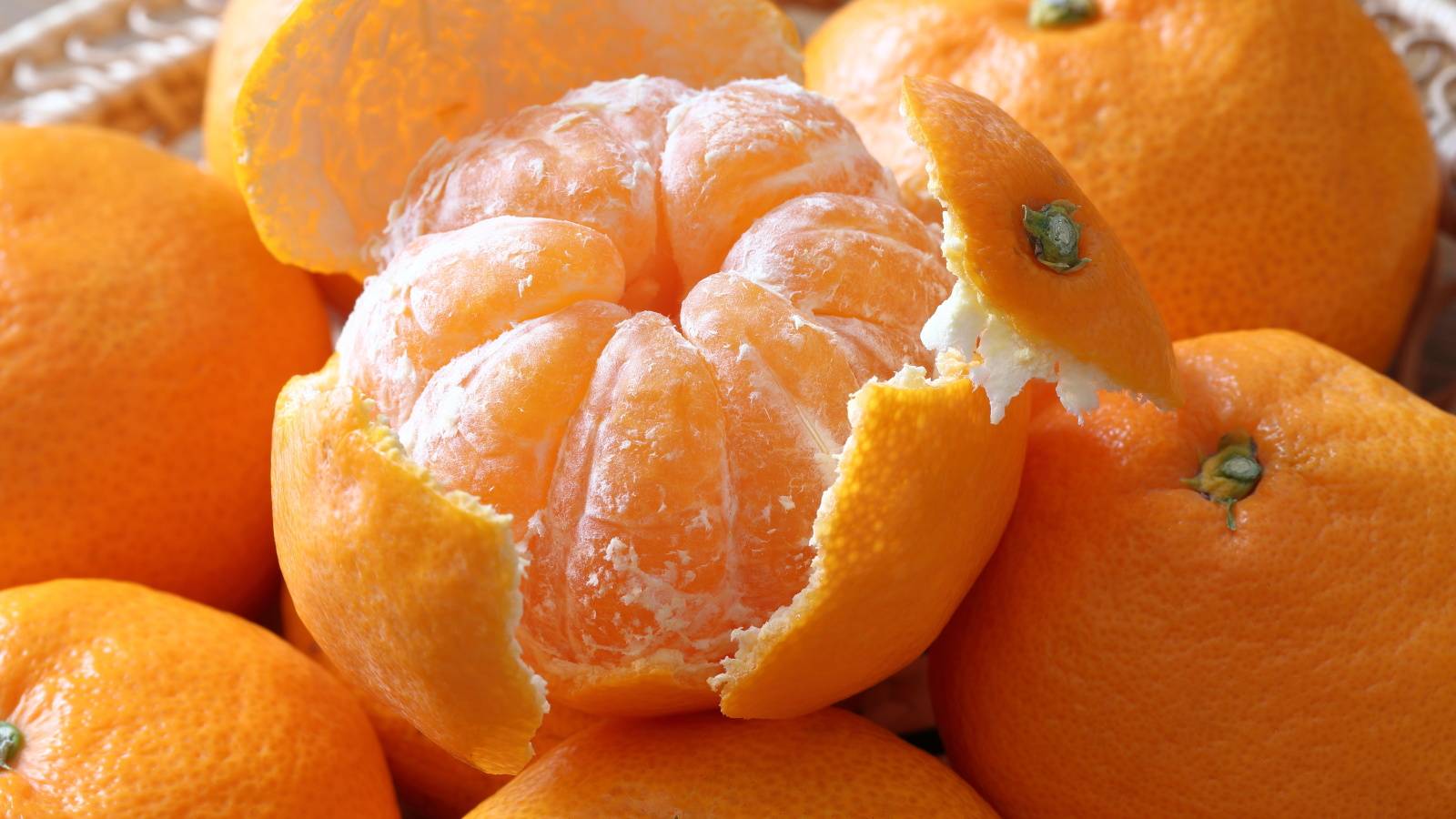 【旬のみかん】食べ過ぎると起こる不調とは？注意が必要なのはどんな体質の人？管理栄養士が解説