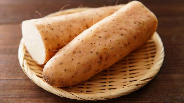 【山芋】に加えるだけ！一緒に摂ると栄養の吸収が高まる「ちょい足し食材」管理栄養士が解説
