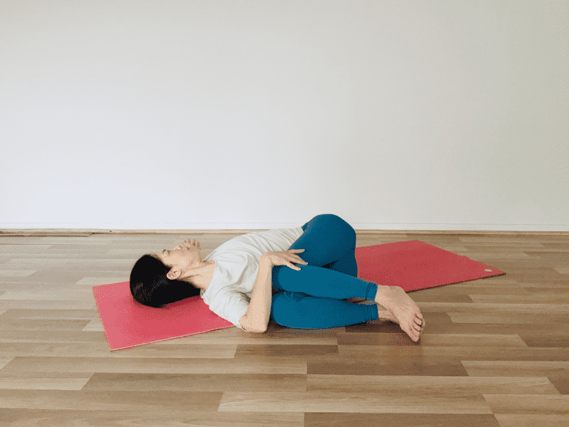 お尻ストレッチ