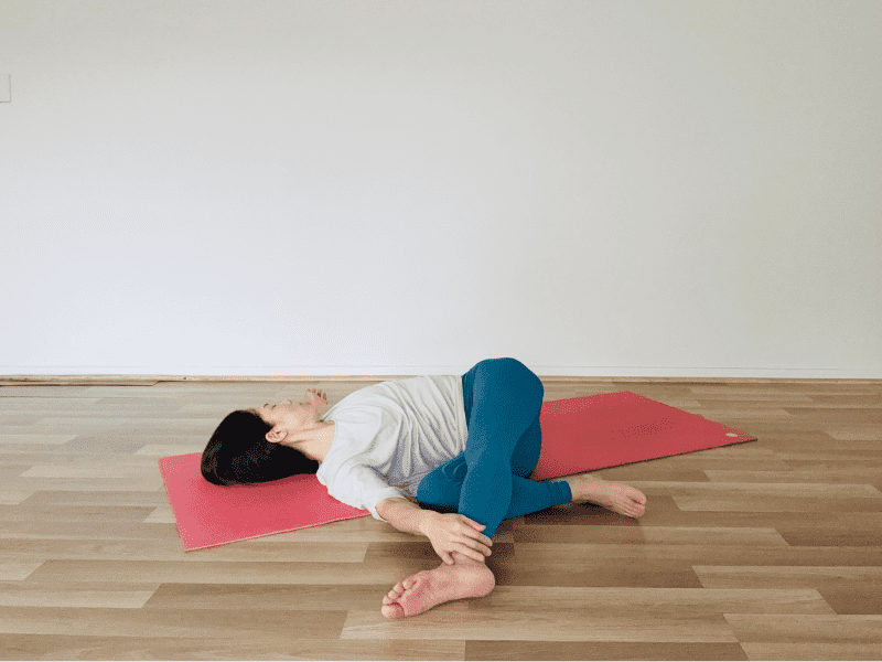 お尻ストレッチ