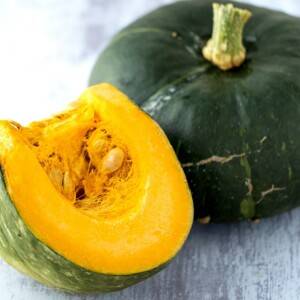 「今まで水で煮ていたわ…」かぼちゃの栄養を損なうNG調理法とは？管理栄養士が調理のコツを解説