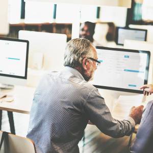 【90歳を過ぎても】教育を継続することが認知症予防に役立つことを研究結果が示唆！