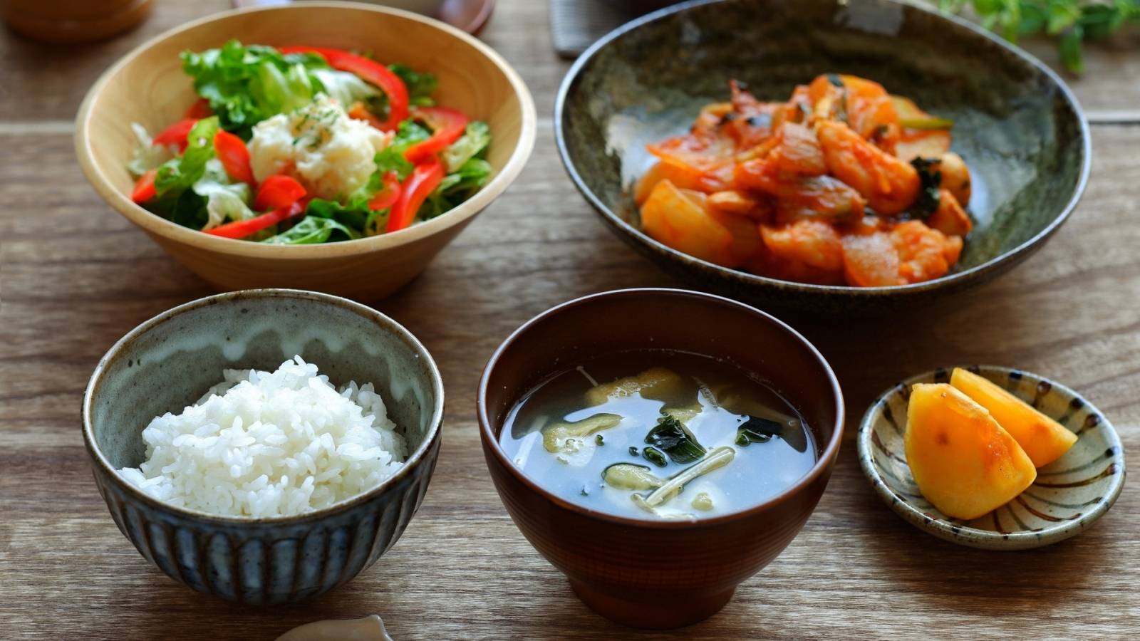 「よく寝たのに疲れが残る…」疲れやすい人が不足しているものとは？管理栄養士が解説