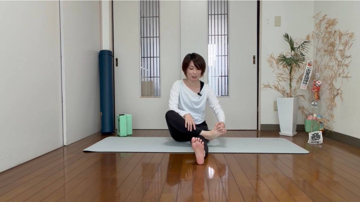 足首ほぐしストレッチ