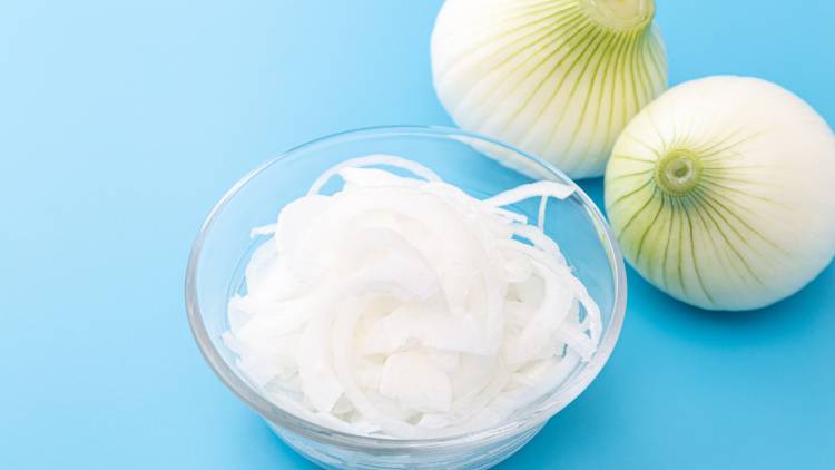 【玉ねぎ】時間を置くことで増える？玉ねぎのアリシンの力を最大限に引き出す食べ方｜管理栄養士が解説