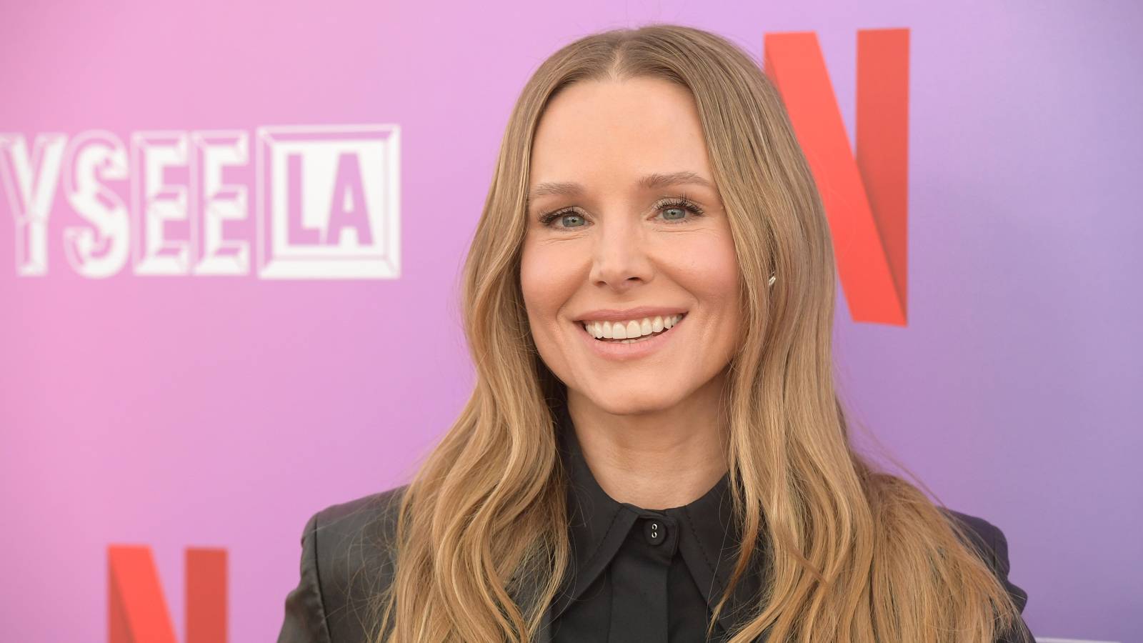  40代必読！クリステン・ベル（44歳）ベジタリアンを卒業、ピラティスからウエイトリフティングへ 