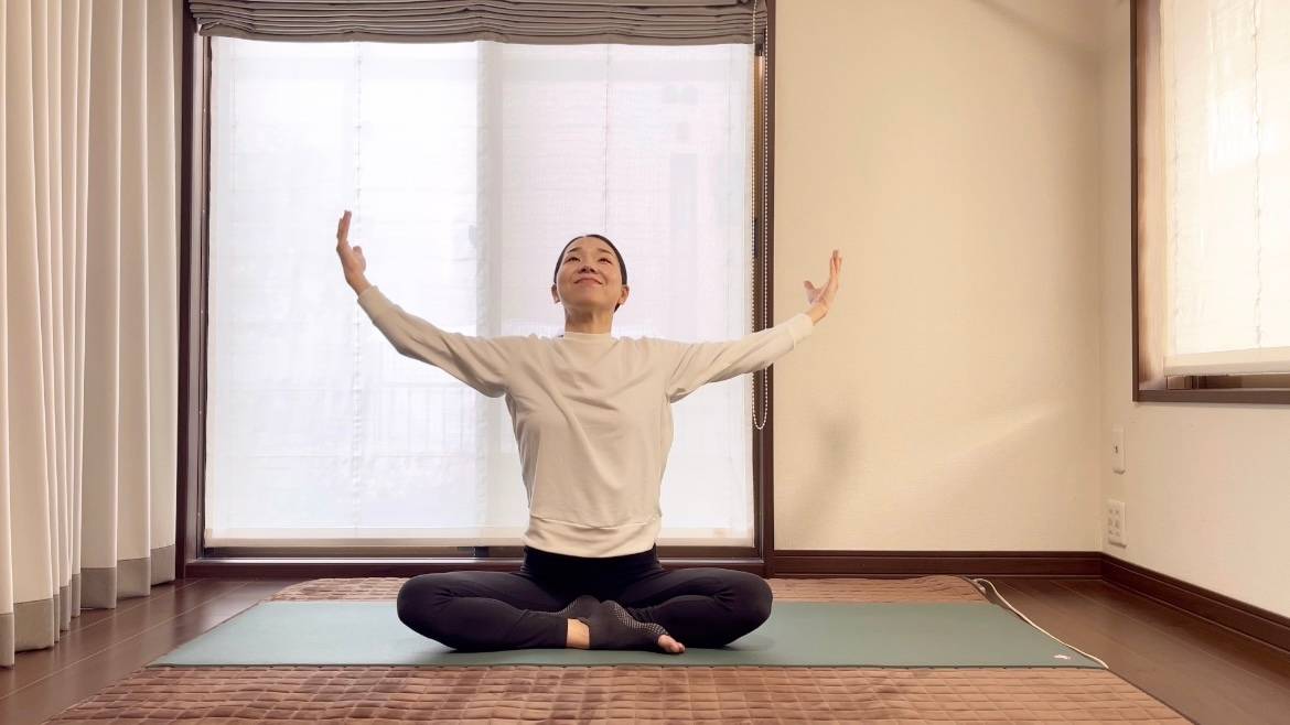 肩甲骨ストレッチ