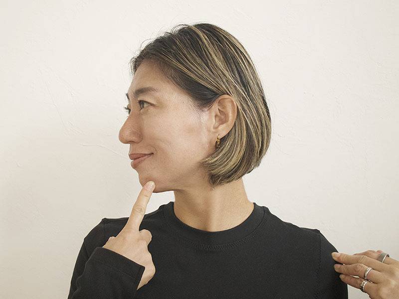 首ひねるだけストレッチ