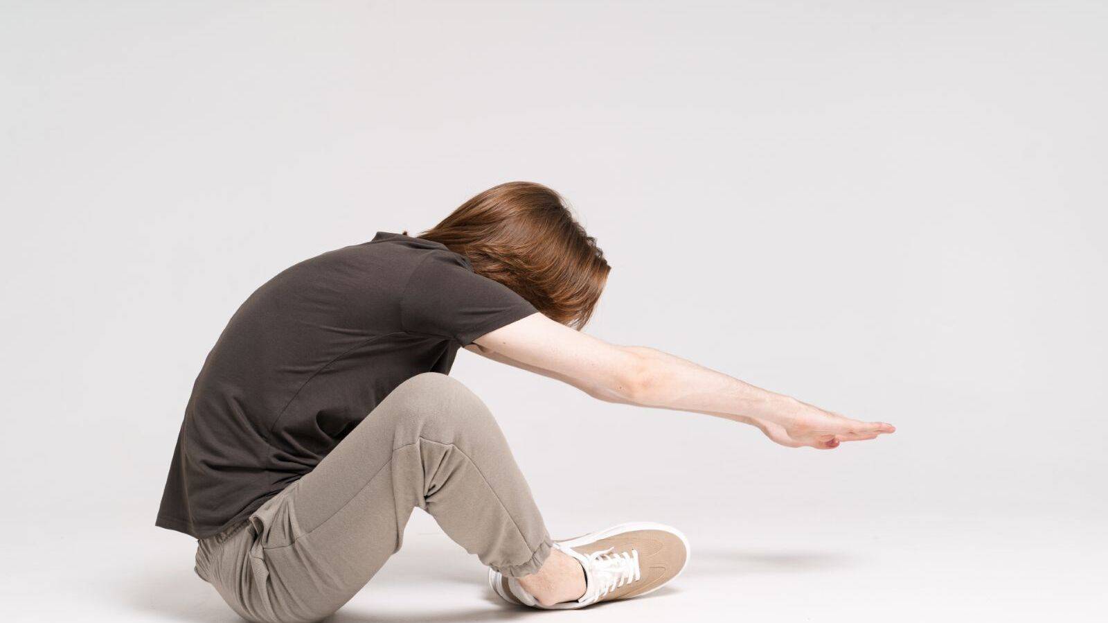 前屈を深めたいなら骨盤から！だから「前屈を劇的に変える股関節ほぐしと前屈テクニック」のススメ