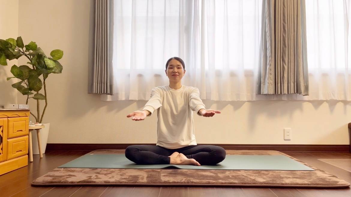 肘の曲げ伸ばし