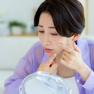 【老化対策】シワやたるみを防ぐ赤い食べ物とは？｜管理栄養士が解説