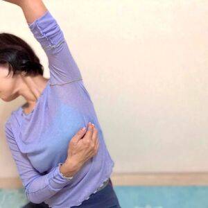 ストレスを抱えやすい人に｜全身の調和と気の流れを整える脇腹の重要ツボ“大包”の押し方ガイド