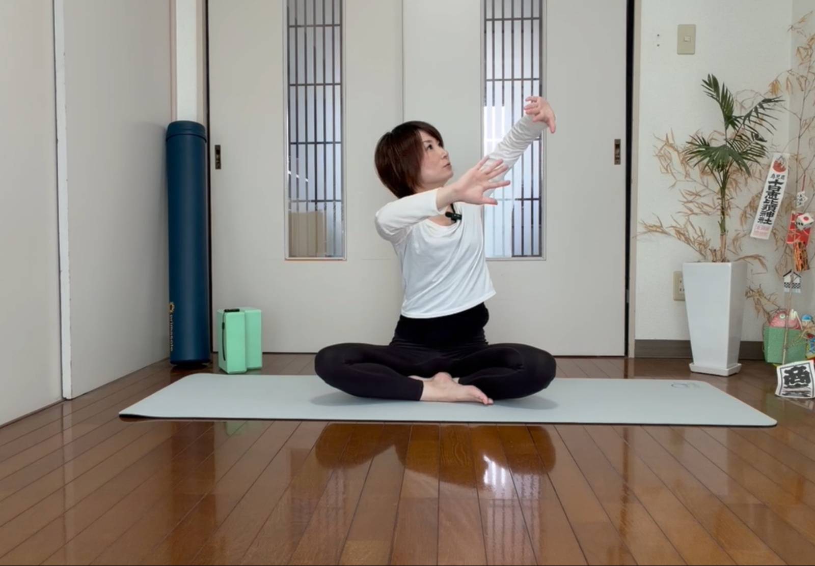 背中ほぐしストレッチ